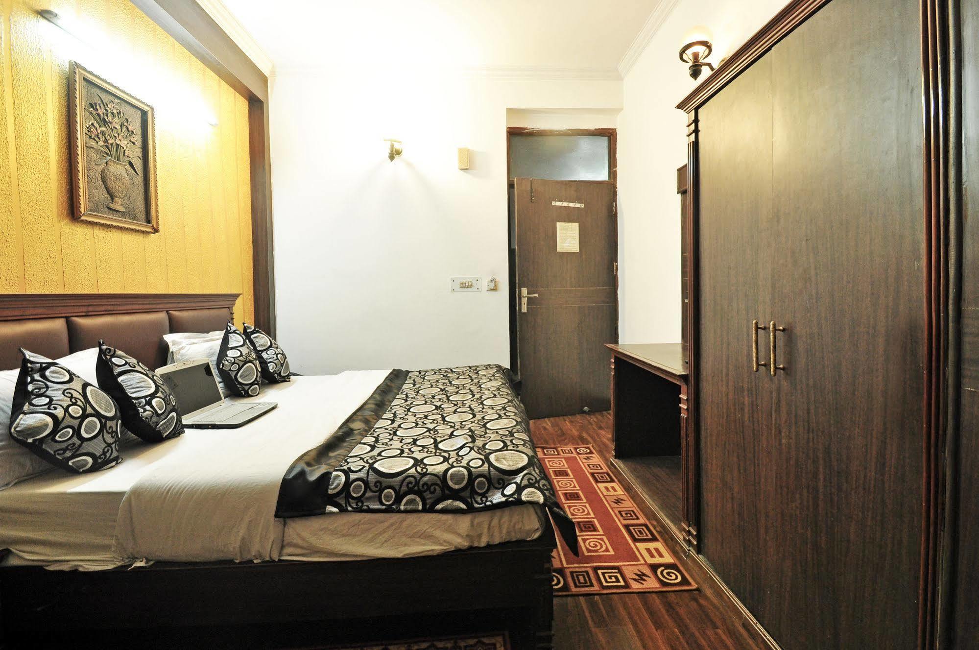 Shiva Intercontinental 3*